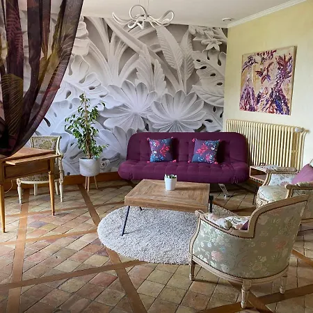 Domaine De La Ruisseliere Hotel Lacenas