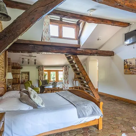 Domaine De La Ruisseliere Hotel *