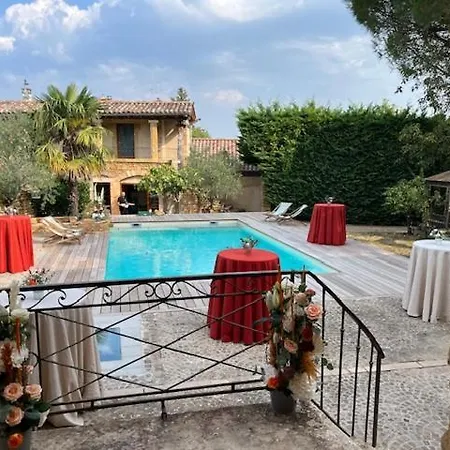 Domaine De La Ruisseliere Hotel *