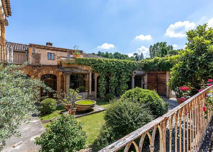 Domaine De La Ruisseliere Hotel Lacenas